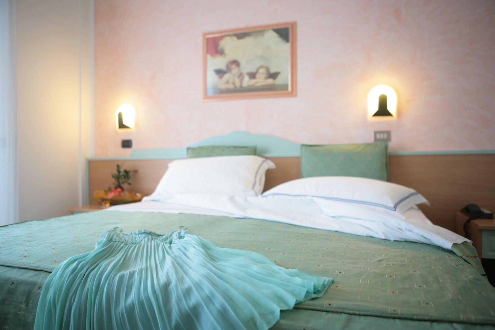 Hotel Palos Римини Экстерьер фото