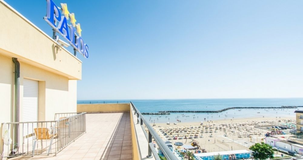 Hotel Palos Римини Экстерьер фото